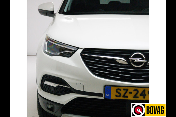 Opel Grandland X 1.2 Turbo 130 PK Business Executive | Leer | Panoramadak,| Stoelverwarming | Apple carplay, Elec klep, Elec. stoelen met geheugen, Stoelverw, Stoelkoeling