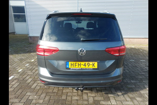 Volkswagen Touran 1.5 TSI United 7PERS,LED,Nav,Trekhaak,elec klep,voorruit-stoel-verwarming, cruisecontrol,achteruitrijcamera,