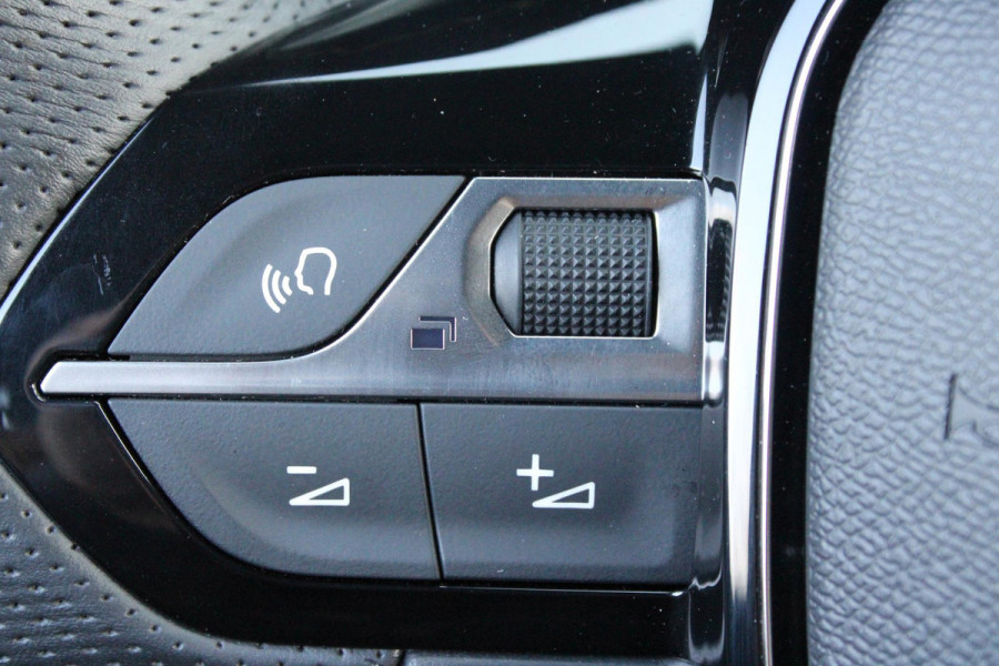 Peugeot 2008 1.2 130PK AUTOMAAT GT PACK | NAVIGATIE | ELEKTRISCHE STOELVERSTELLING | MASSAGE STOEL | STOEL VERWARMING | CAMERA VOOR / ACHTER | DRAADLOOS APPLE-CARPLAY / ANDROID-AUTO | DRAADLOOS LADEN | KEYLESS ENTRY / START | DODEHOEK DETECTIE | ADAPTIVE CRUISE CONTROL | ALCANTARA BEKLEDING | PARKEERSENSOREN VOOR EN ACHTER |