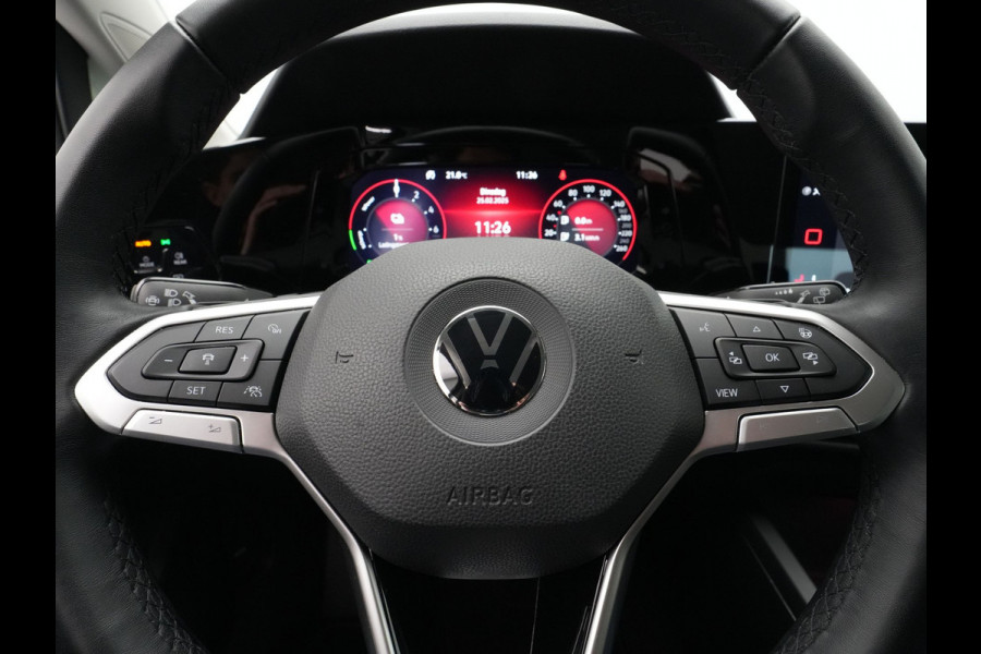 Volkswagen Golf 1.4 eHybrid 204pk Style Navigatie Camera Side Assist iQ Light 62