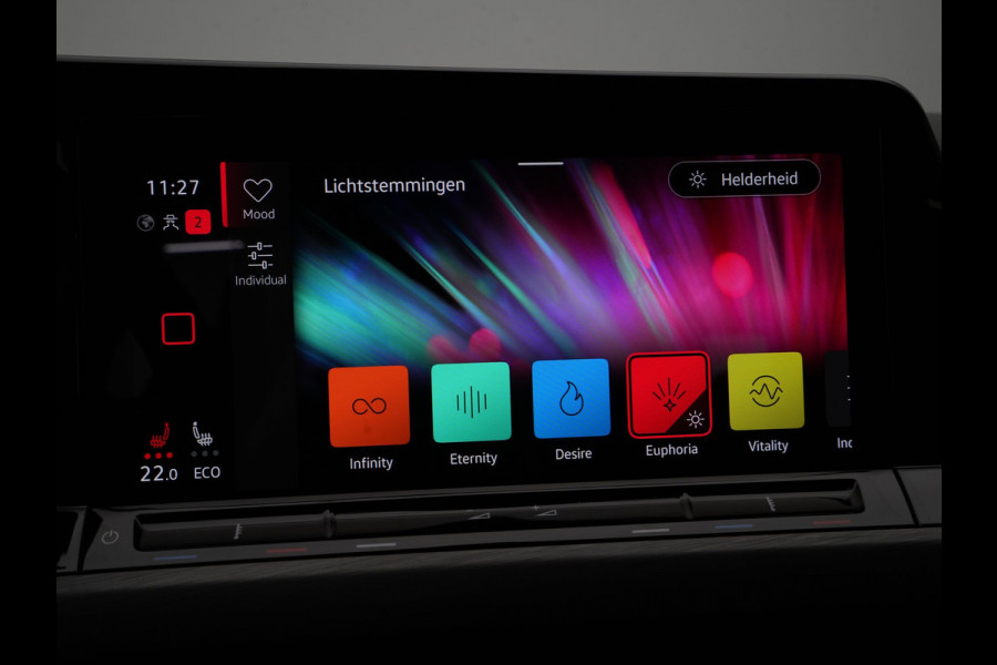 Volkswagen Golf 1.4 eHybrid 204pk Style Navigatie Camera Side Assist iQ Light 62