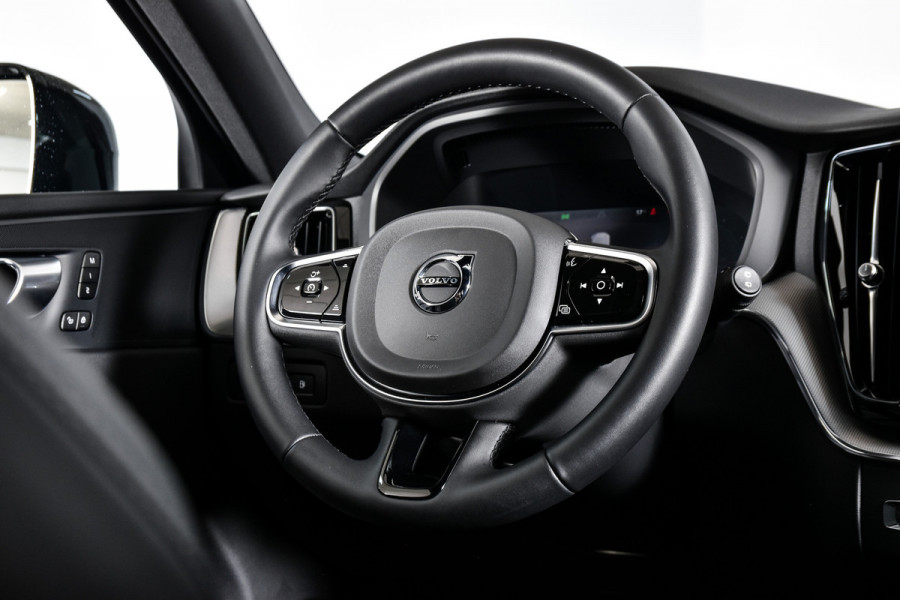 Volvo XC60 2.0 T6 Plug-in hybrid AWD Plus Dark | S/K-Panodak | Dig. Cockpit | Adapt. Cruise | Memory Stoelen | Elek. Klep | Stoel-+stuurverw. | Camera | NAV+App. Connect | LM 19" | 2835