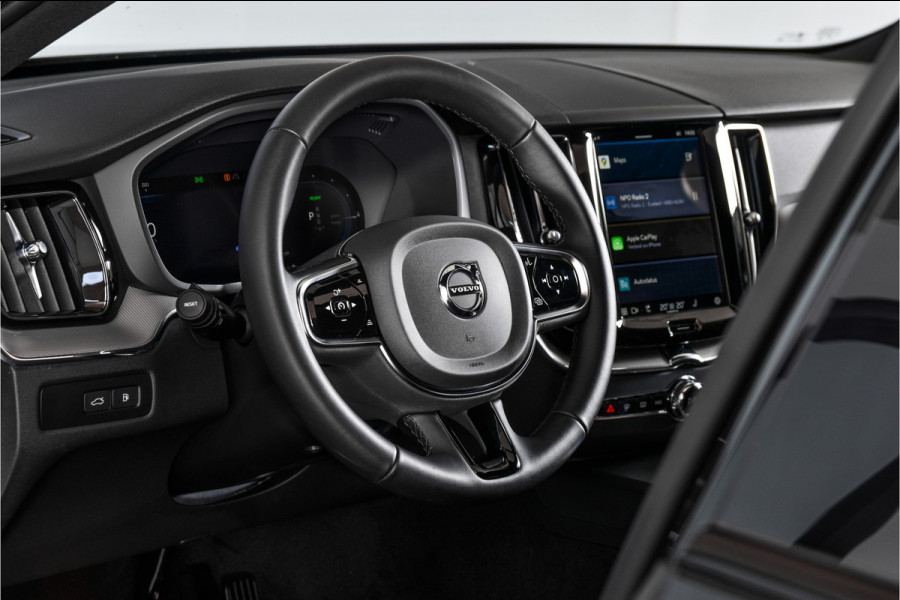 Volvo XC60 2.0 T6 Plug-in hybrid AWD Plus Dark | S/K-Panodak | Dig. Cockpit | Adapt. Cruise | Memory Stoelen | Elek. Klep | Stoel-+stuurverw. | Camera | NAV+App. Connect | LM 19" | 2835