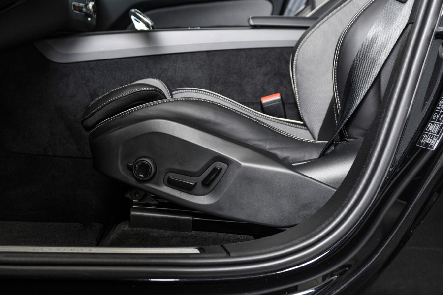Volvo XC60 2.0 T6 Plug-in hybrid AWD Plus Dark | S/K-Panodak | Dig. Cockpit | Adapt. Cruise | Memory Stoelen | Elek. Klep | Stoel-+stuurverw. | Camera | NAV+App. Connect | LM 19" | 2835