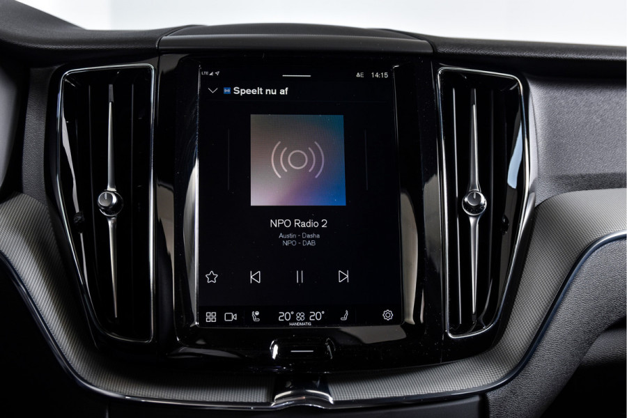 Volvo XC60 2.0 T6 Plug-in hybrid AWD Plus Dark | S/K-Panodak | Dig. Cockpit | Adapt. Cruise | Memory Stoelen | Elek. Klep | Stoel-+stuurverw. | Camera | NAV+App. Connect | LM 19" | 2835