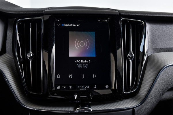 Volvo XC60 2.0 T6 Plug-in hybrid AWD Plus Dark | S/K-Panodak | Dig. Cockpit | Adapt. Cruise | Memory Stoelen | Elek. Klep | Stoel-+stuurverw. | Camera | NAV+App. Connect | LM 19" | 2835