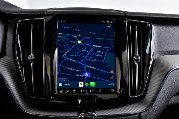 Volvo XC60 2.0 T6 Plug-in hybrid AWD Plus Dark | S/K-Panodak | Dig. Cockpit | Adapt. Cruise | Memory Stoelen | Elek. Klep | Stoel-+stuurverw. | Camera | NAV+App. Connect | LM 19" | 2835