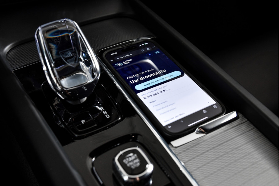 Volvo XC60 2.0 T6 Plug-in hybrid AWD Plus Dark | S/K-Panodak | Dig. Cockpit | Adapt. Cruise | Memory Stoelen | Elek. Klep | Stoel-+stuurverw. | Camera | NAV+App. Connect | LM 19" | 2835