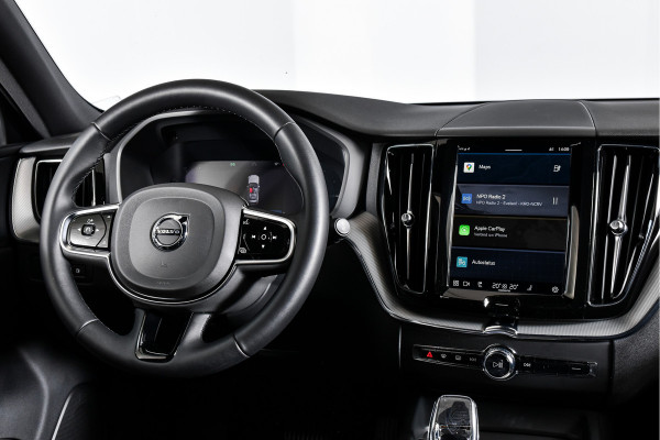 Volvo XC60 2.0 T6 Plug-in hybrid AWD Plus Dark | S/K-Panodak | Dig. Cockpit | Adapt. Cruise | Memory Stoelen | Elek. Klep | Stoel-+stuurverw. | Camera | NAV+App. Connect | LM 19" | 2835