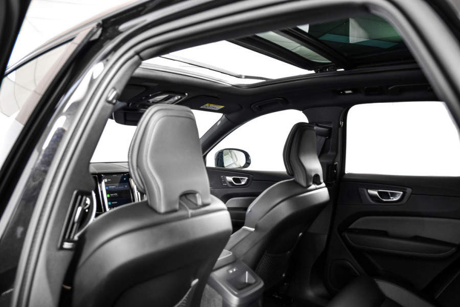 Volvo XC60 2.0 T6 Plug-in hybrid AWD Plus Dark | S/K-Panodak | Dig. Cockpit | Adapt. Cruise | Memory Stoelen | Elek. Klep | Stoel-+stuurverw. | Camera | NAV+App. Connect | LM 19" | 2835