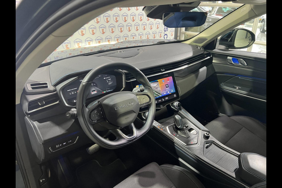 Lynk & Co 01 1.5 PANO/CAMERA/AUTO-PILOT/MEMORY/APPLE-CARPLAY