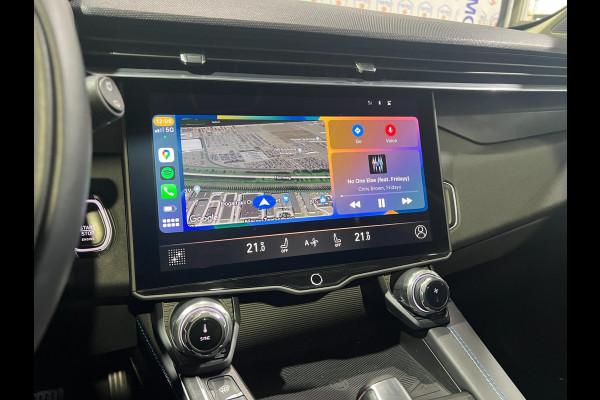 Lynk & Co 01 1.5 PANO/CAMERA/AUTO-PILOT/MEMORY/APPLE-CARPLAY