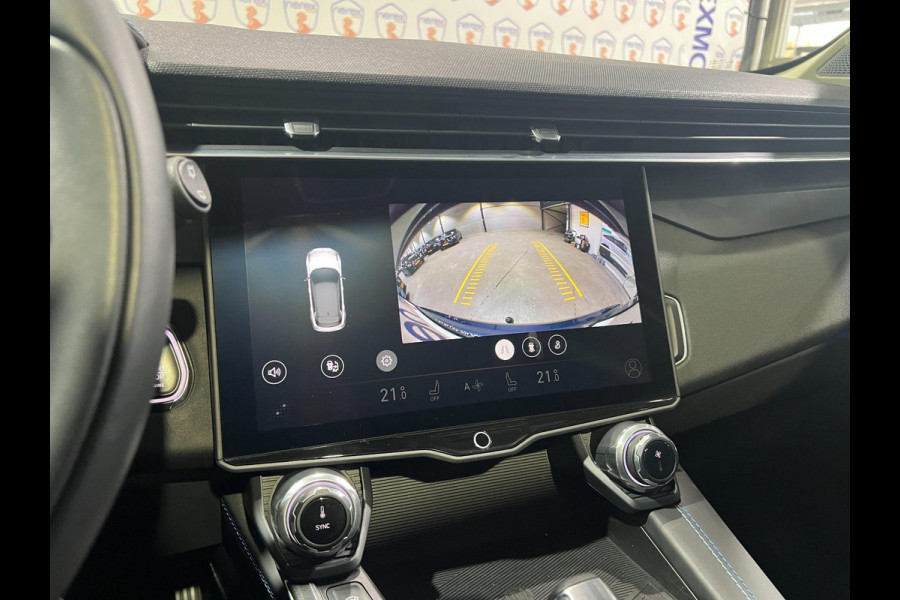 Lynk & Co 01 1.5 PANO/CAMERA/AUTO-PILOT/MEMORY/APPLE-CARPLAY