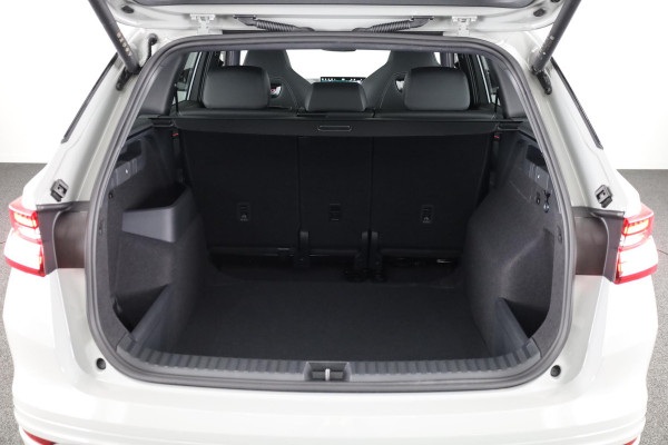 Škoda Kodiaq Sportline Business m-HEV 1.5 TSI 150 pk 7 versn. DSG | Panoramadak | 20 inch lichtmetalen velgen | Winter pakket