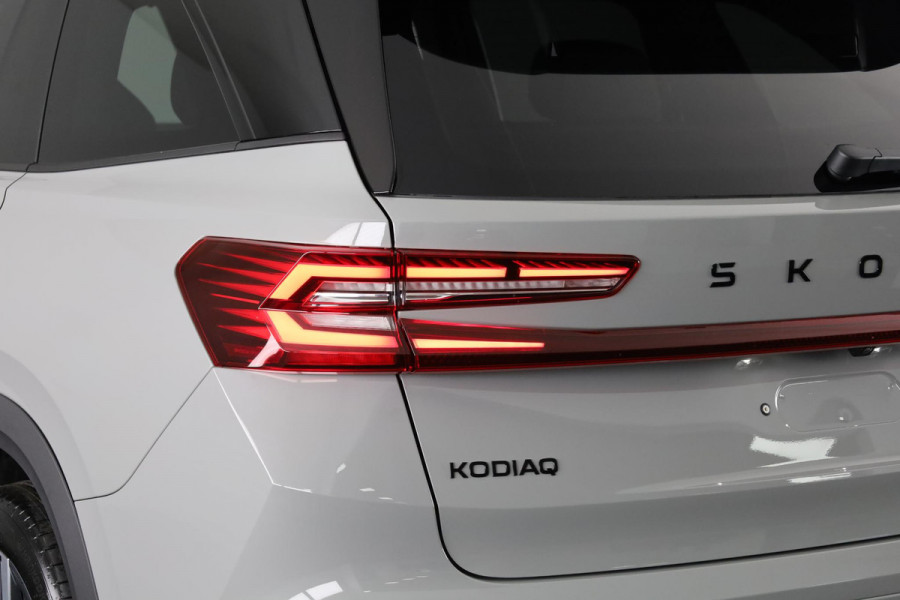 Škoda Kodiaq Sportline Business m-HEV 1.5 TSI 150 pk 7 versn. DSG | Panoramadak | 20 inch lichtmetalen velgen | Winter pakket