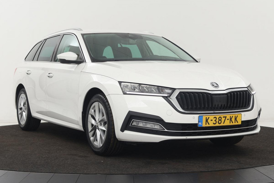 Škoda Octavia 1.0 TSI Business Edition | Trekhaak | Carplay | Navigatie | Full LED | Climate control | PDC | Cruise control | Getint glas