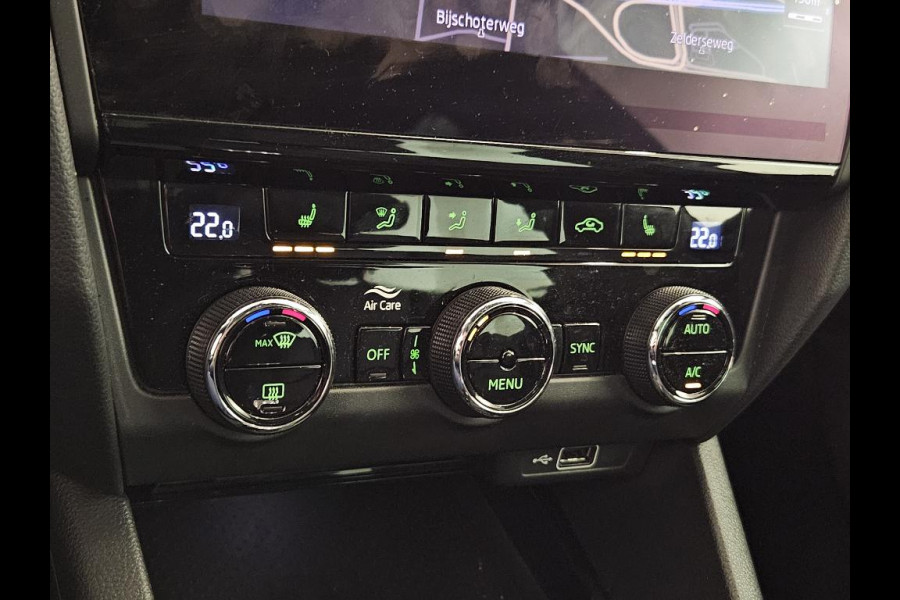 Škoda Octavia Combi 1.5 TSI Au7 Leer Panodak Trekhaak Stoelverw. Carplay 1Eig Greentech Business Edition Plus