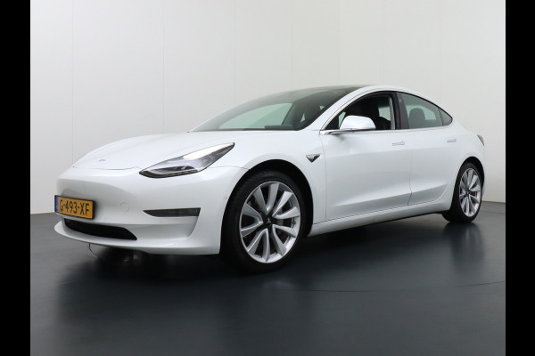 Tesla Model 3 Long Range 75kWh AWD 463PK Lmv 19" Full-Self-Driving-Computer 3 Telefoon-Sleutel Premium Audio 4wd AutoPilot Panoramadak Camera' Stoel en achterbank verwarming Keyless Electr.Stoelen+Memory+Easy-Entry WiFi Origineel Nederlandse auto Grootste accu, 3-Fase laden. Accu garantie tot 20-12-2028 / 192.000km