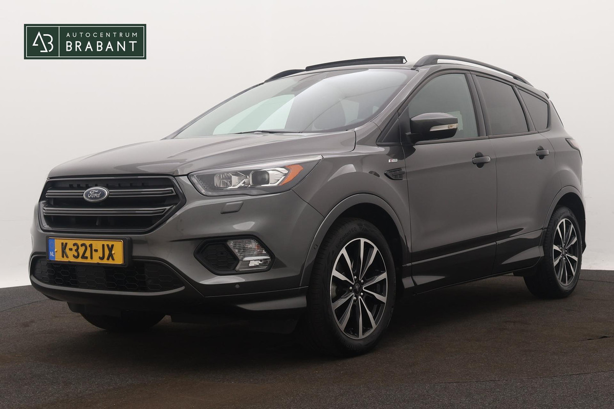 Ford Kuga 1.5 EcoBoost Vignale(Zeer goed OnderH, Panoramadak, Stoel/ Stuur Verwarming, Navigatie, PDC, Etc)