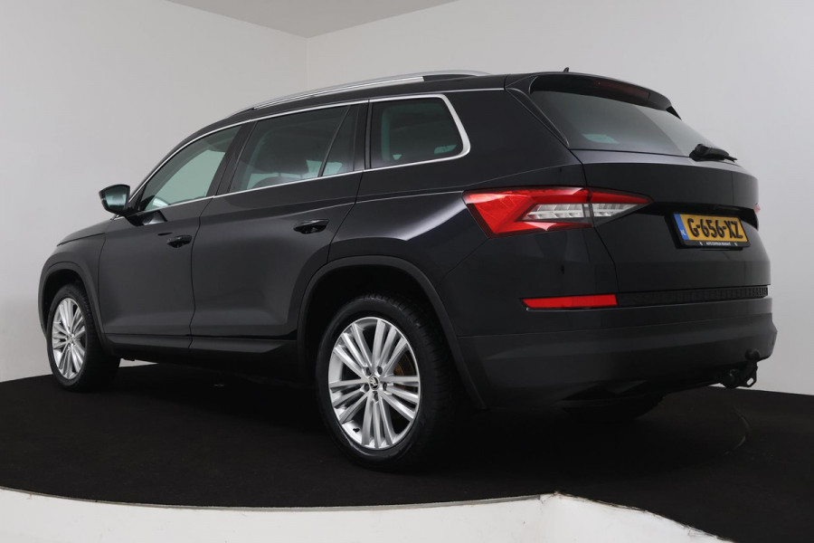 Škoda Kodiaq 1.5 TSI Business Edition 7p (PANORAMADAK, TREKHAAK, ACHTERUITRIJCAMERA, STOELVERWARMING, NAVIGATIE, GOED ONDERHOUDEN)