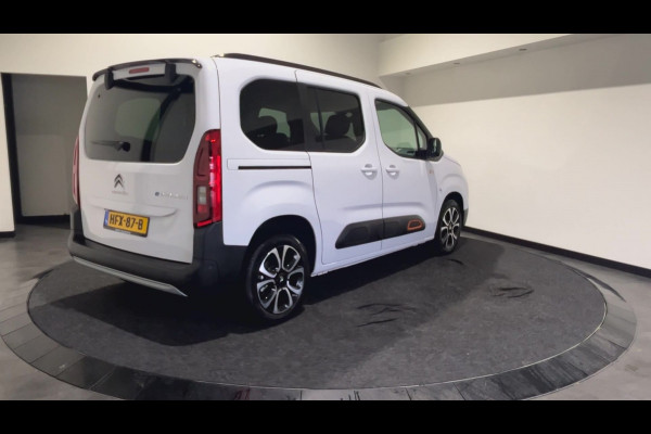 Citroën ë-Berlingo XL Shine 50 kWh | 7 PERSOONS! | 11 kw 3-fase lader | Park assist pakket |   SoH (batterijcheck) 100 % score!