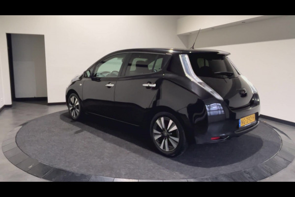 Nissan Leaf Tekna 30 kWh | Stuurwiel verwarmd | Rondomzicht camera | Voor~stoelen verwarmd!