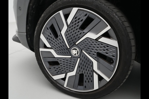 Škoda Karoq 1.5 TSI ACT 150pk DSG Sportline Business Panorama Trekhaak 360 Camera Stoelverwarming 147