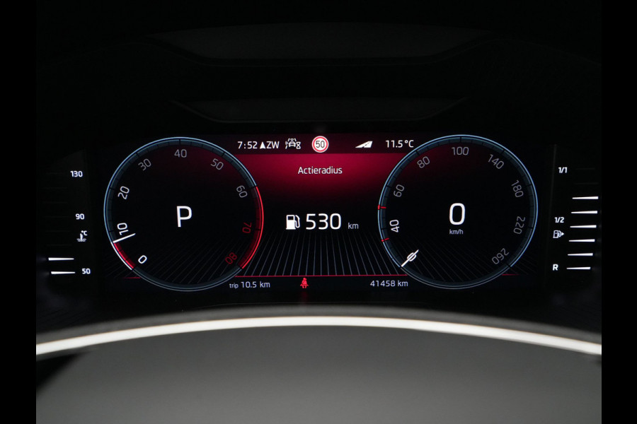 Škoda Karoq 1.5 TSI ACT 150pk DSG Sportline Business Panorama Trekhaak 360 Camera Stoelverwarming 147