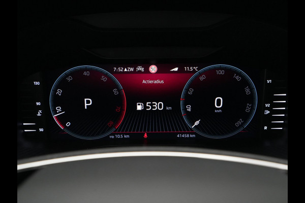Škoda Karoq 1.5 TSI ACT 150pk DSG Sportline Business Panorama Trekhaak 360 Camera Stoelverwarming 147