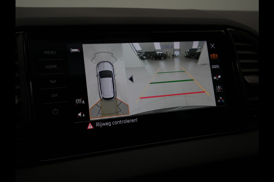 Škoda Karoq 1.5 TSI ACT 150pk DSG Sportline Business Panorama Trekhaak 360 Camera Stoelverwarming 147
