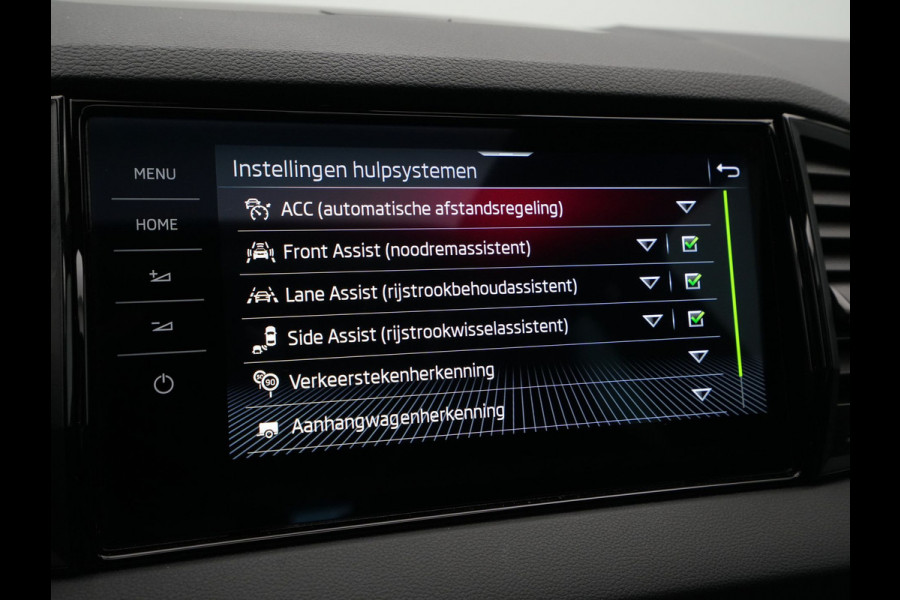 Škoda Karoq 1.5 TSI ACT 150pk DSG Sportline Business Panorama Trekhaak 360 Camera Stoelverwarming 147
