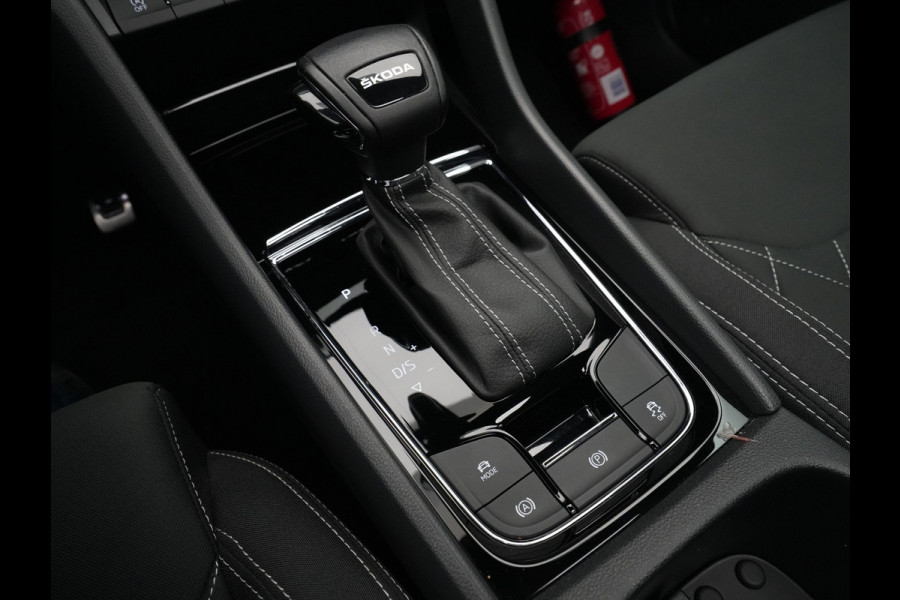 Škoda Karoq 1.5 TSI ACT 150pk DSG Sportline Business Panorama Trekhaak 360 Camera Stoelverwarming 147