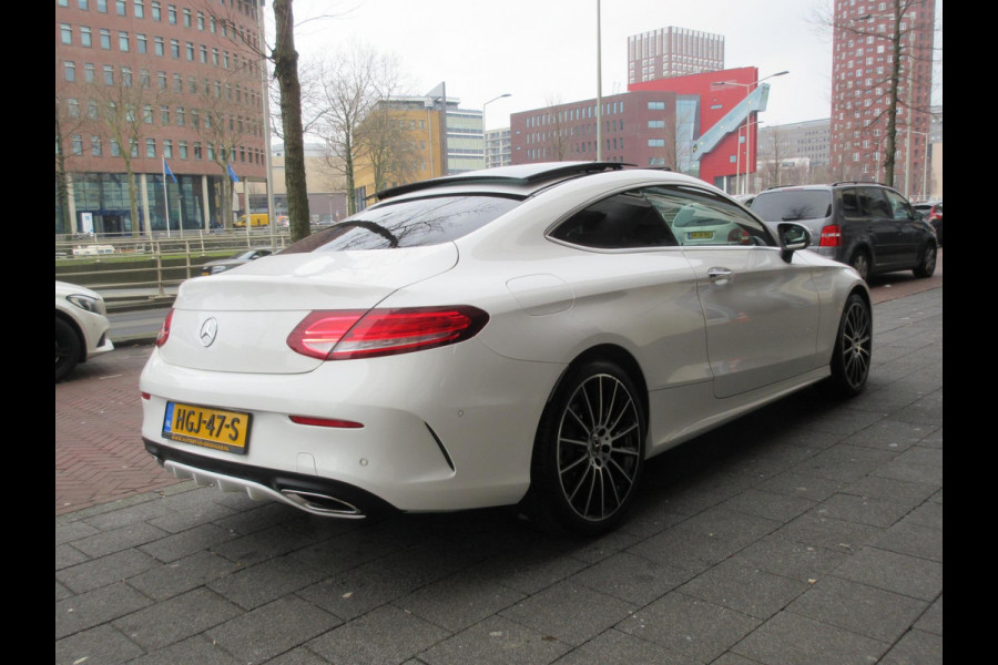 Mercedes-Benz C-Klasse Coupé 180 AMG Leer Head-Up Pano Trekhaak