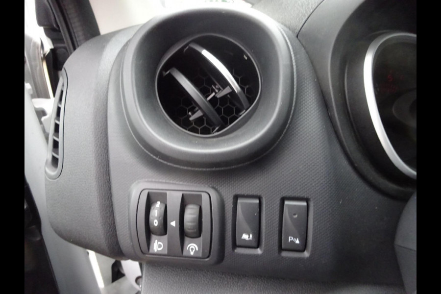 Renault Trafic 2.0 dCi 120 PK EU6 T29 L1H1 Comfort AIRCO CRUISE 2 x SCHUIFDEUR
