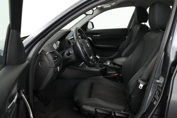 BMW 1-serie 116i Sport Line Edition | Full LED | Sportstoelen | Navigatie | Climate control | PDC | Cruise control | Bluetooth