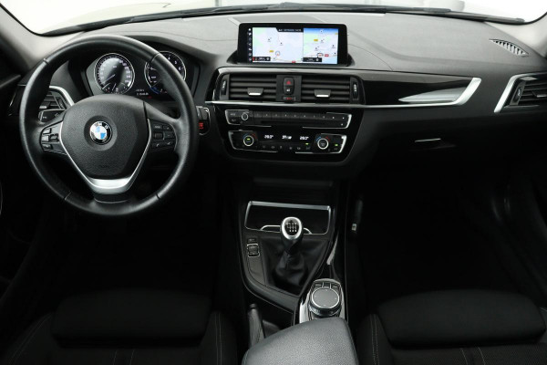 BMW 1-serie 116i Sport Line Edition | Full LED | Sportstoelen | Navigatie | Climate control | PDC | Cruise control | Bluetooth