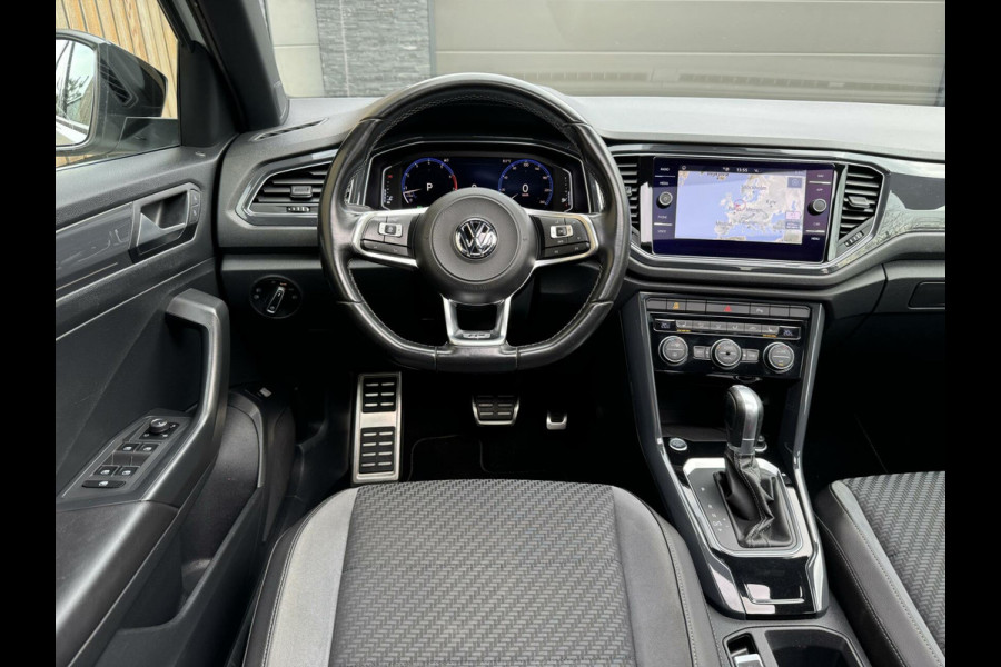 Volkswagen T-Roc 1.5 TSI R-line Automaat | Panoramadak | LED | Stoelverwarming | Keyless entry&start | Elektrisch bedienbare achterklep | DAB rad