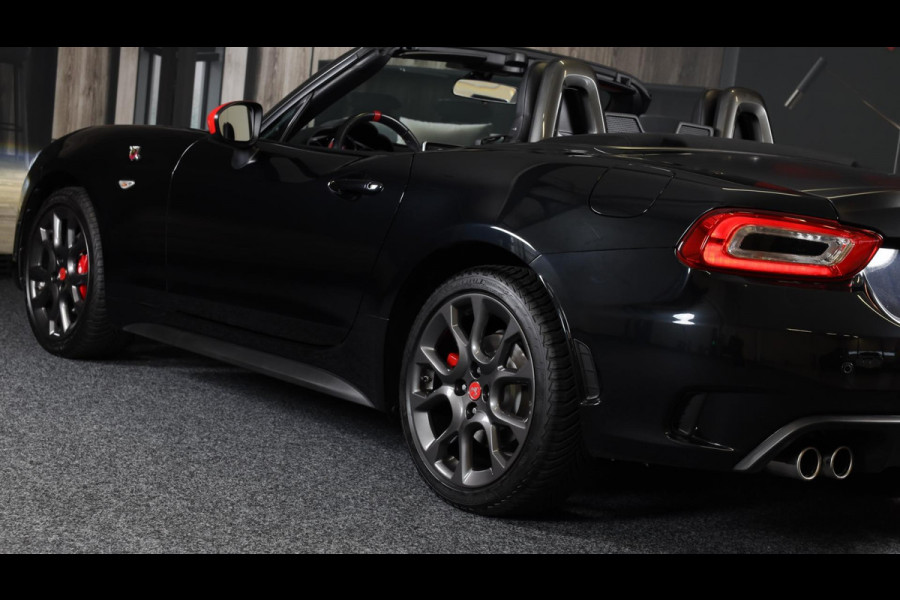 Fiat 124 Spider 1.4 MultiAir Turbo Abarth / 170 Pk / AUT / Navi / Airco / Elek Pakket / Cruise Control / Led / Pdc / 17 Inch