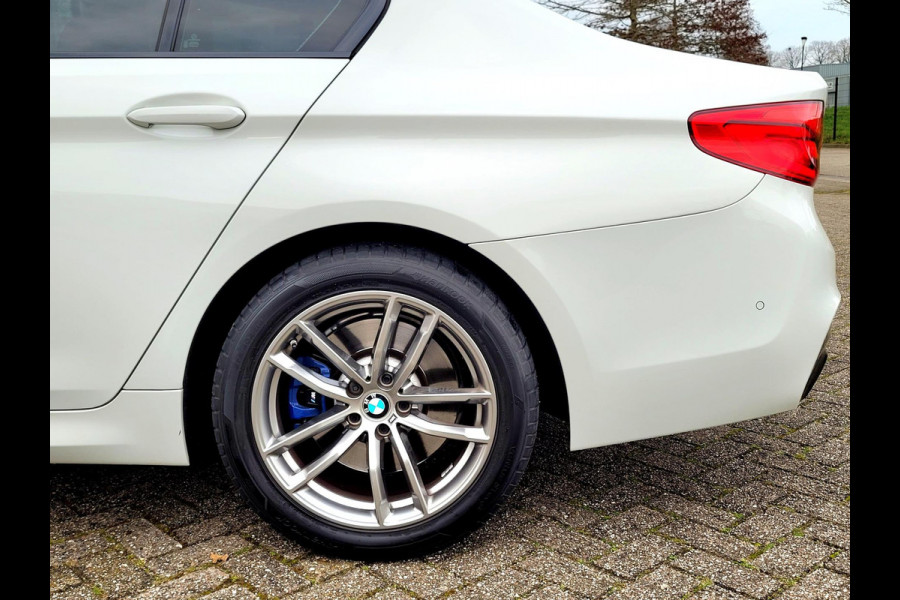 BMW 5 Serie 530e M-sport, 360-camera, Carplay, Virtual cockpit, Alcantara