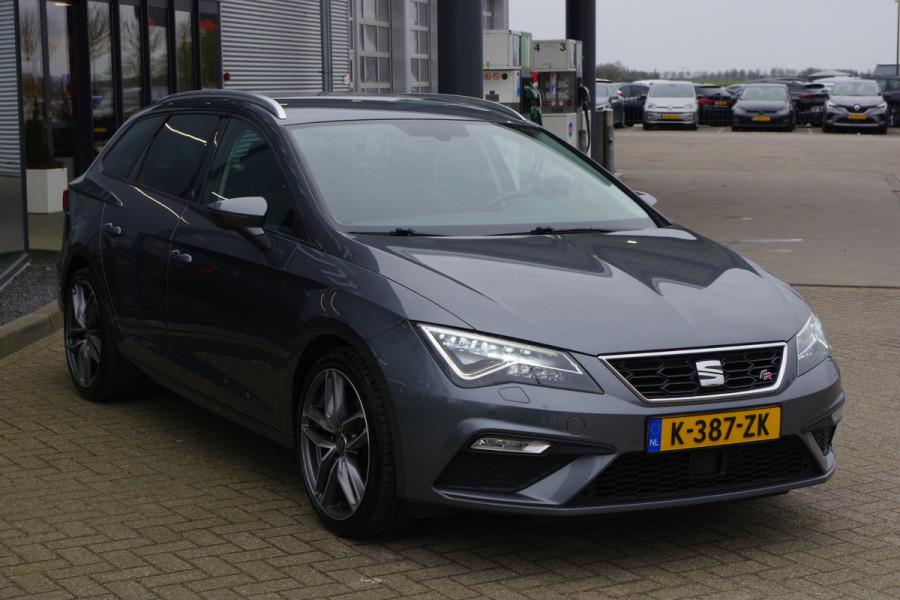 Seat León ST 1.4 EcoTSI 150 PK FR Business Intense, Camera, Navigatie, Carplay, Stoelverwarming