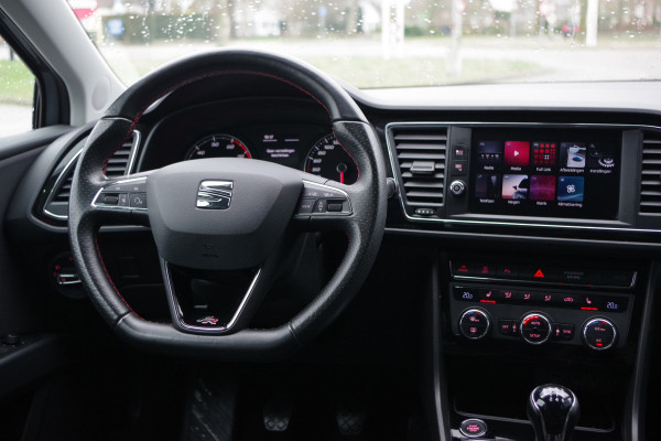 Seat León ST 1.4 EcoTSI 150 PK FR Business Intense, Camera, Navigatie, Carplay, Stoelverwarming