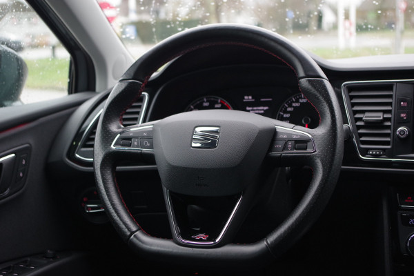 Seat León ST 1.4 EcoTSI 150 PK FR Business Intense, Camera, Navigatie, Carplay, Stoelverwarming