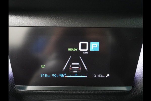 Citroën Ë-C4 X 50kWh Leder Panodak Warmtepomp Camera Stuurverwarming Voorruitverwarming Apple Carplay Android Auto Full-Led Keyless Navi Pdc Visio Park 1 Pack HiFi-audio Lmv 18" Dab Geluidsisolerend glas Shine Fase 3 laden, 1e Eigenaar, Zeer compleet!