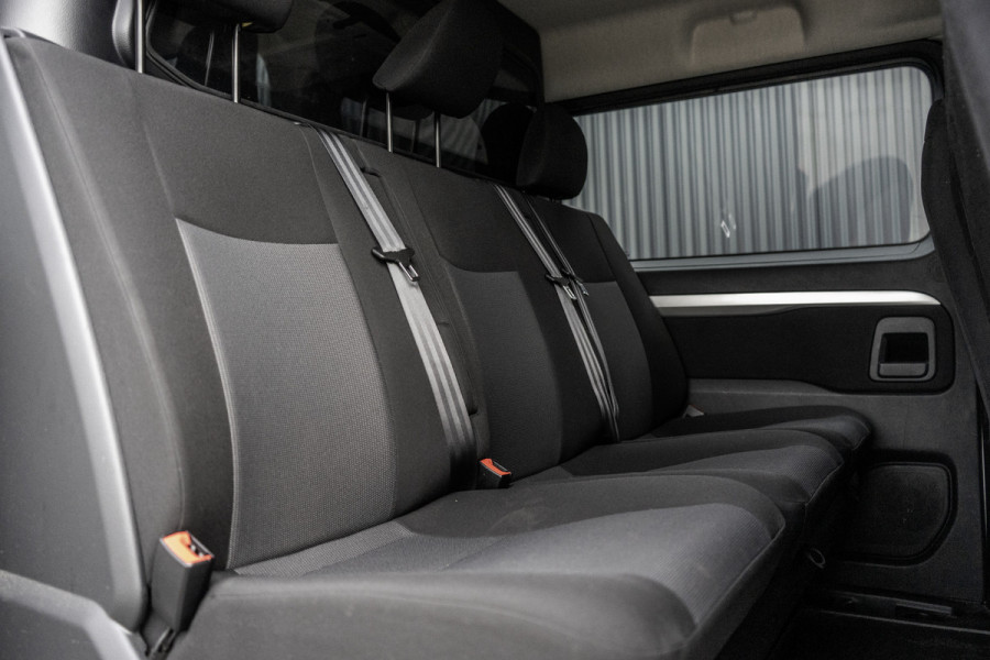 Citroën Jumpy **2.0 BlueHDI L3H1 | 177 PK | Euro 6 | Head-up kleuren display | Automaat | 6-Persoons | Cruise | Camera | DC**