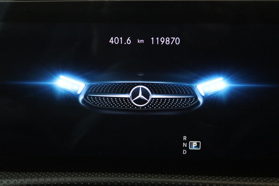 Mercedes-Benz CLA-Klasse Shooting Brake 180 Business Solution Luxury (SFEERVERLICHTING, CAMERA, STIOELVERWARMING, GOED ONDERHOUDEN