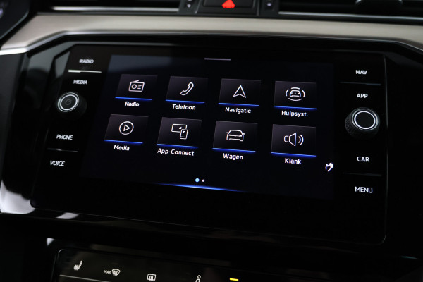 Volkswagen Passat Variant 2.0 TDI Elegance Business R - Automaat, navigatie, Apple CarPlay, Climate