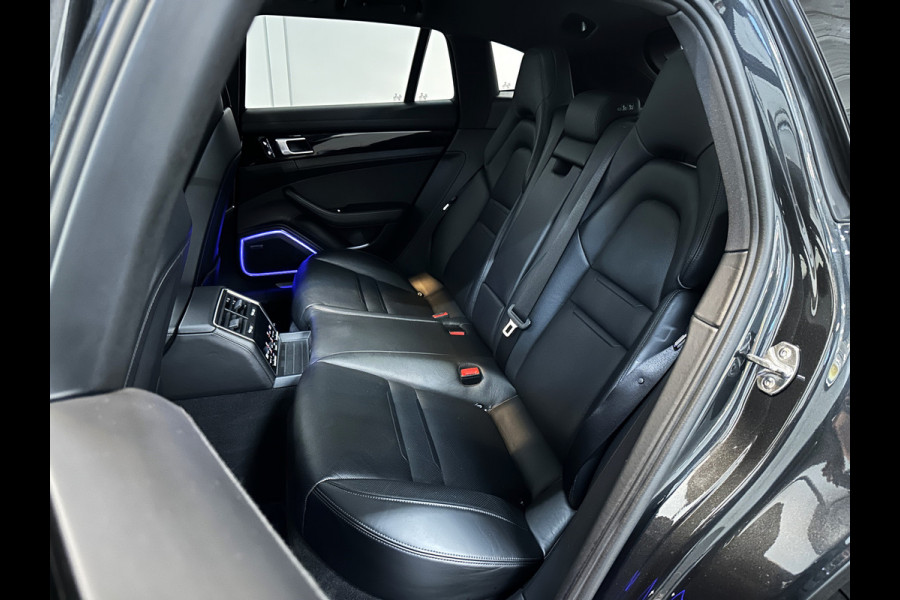 Porsche Panamera Sport Turismo 3.0 4 | Massage | ACC | Stoelventilatie | Pano | Sport-Chrono | Keyless-Go | PDLS+ | Leder | Sfeerverlichting | BOSE | 21'' | Memory | Comfortstoelen | Dodehoek | Lane Assist |