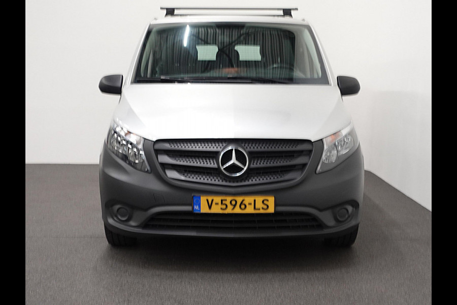 Mercedes-Benz Vito 111 CDI Lang Dubbele cabine Navigatie Camera Airco Cruise control Trekhaak