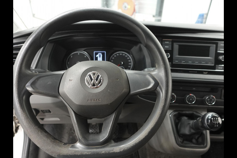 Volkswagen Transporter 110pk L2H1 T6.1 Airco Leder Radio Bluetooth Achterklep Euro6