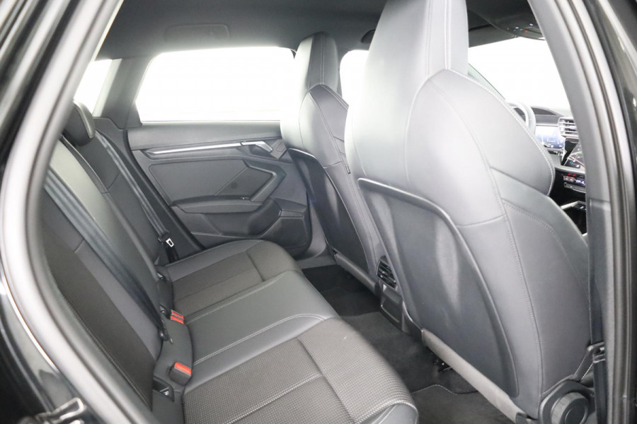 Audi A3 Sportback 30 TFSI S edition 110 pk S-tronic | Verlengde garantie | Navigatie | Parkeersensoren achter | LED koplampen | S-Line |